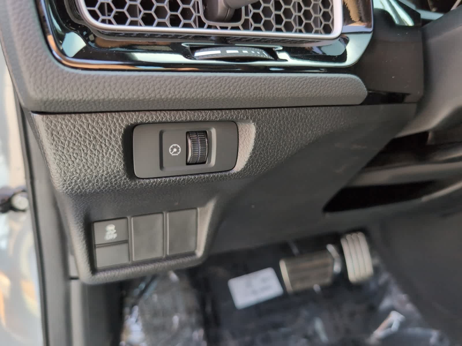 new 2026 Honda Civic Hybrid car, priced at $30,945