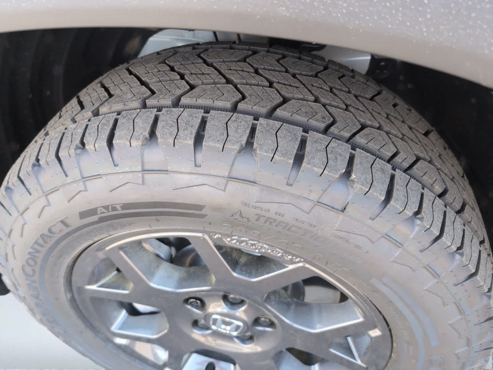 new 2025 Honda Pilot car, priced at $51,350