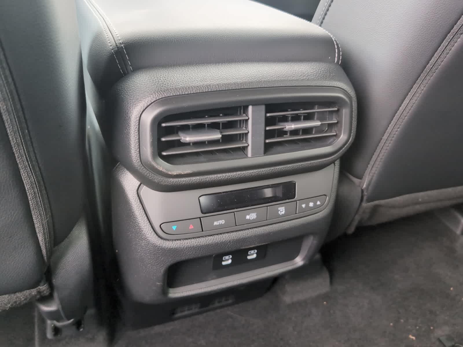 2026 Honda Pilot EX-L - Photo 28