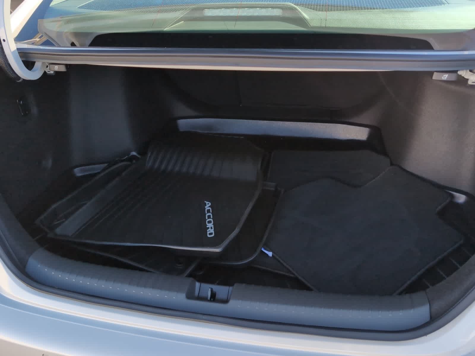 Used 2024 Honda Accord Hybrid EX-L Sedan