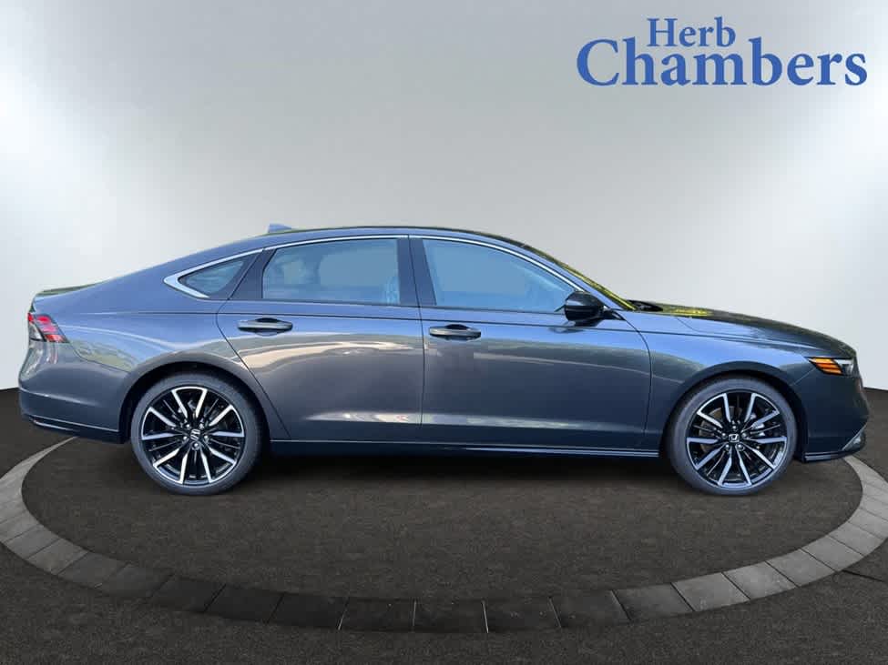 new 2025 Honda Accord Hybrid car, priced at $40,495