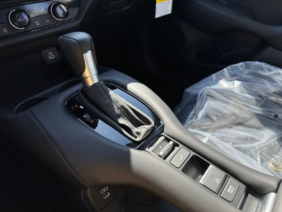 new 2026 Honda HR-V car, priced at $29,095