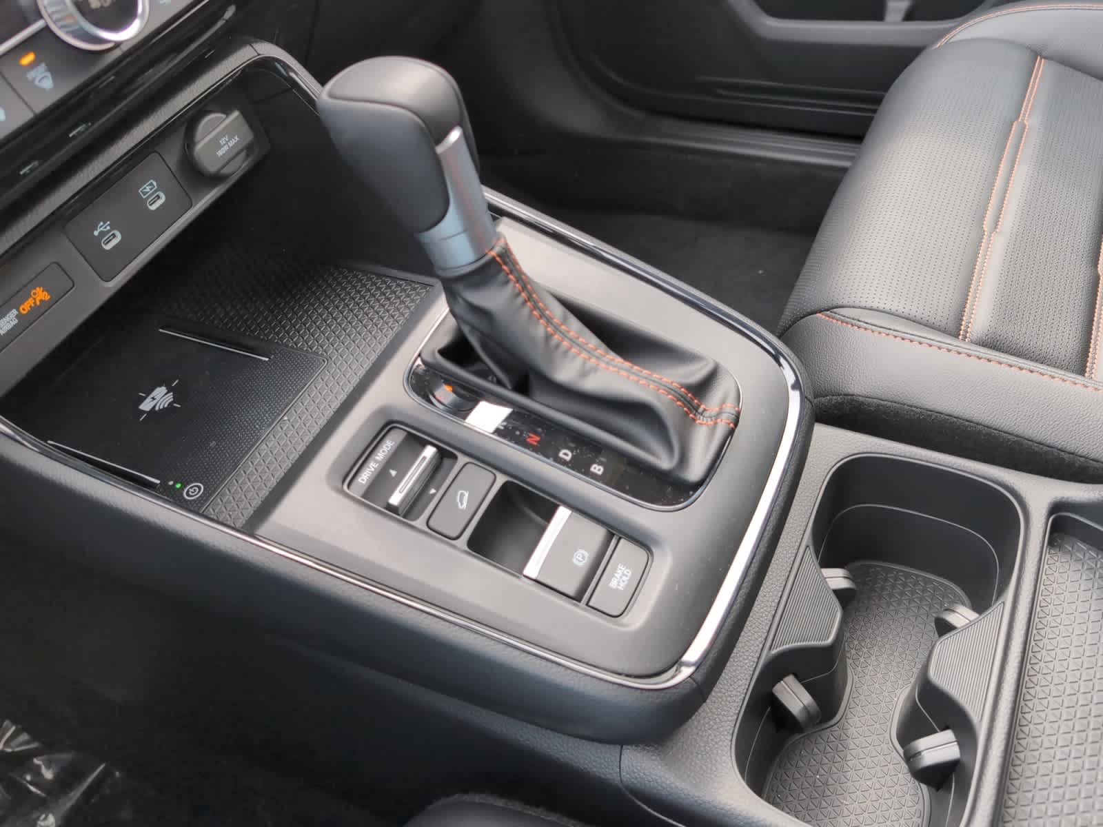 new 2026 Honda CR-V Hybrid car, priced at $43,700