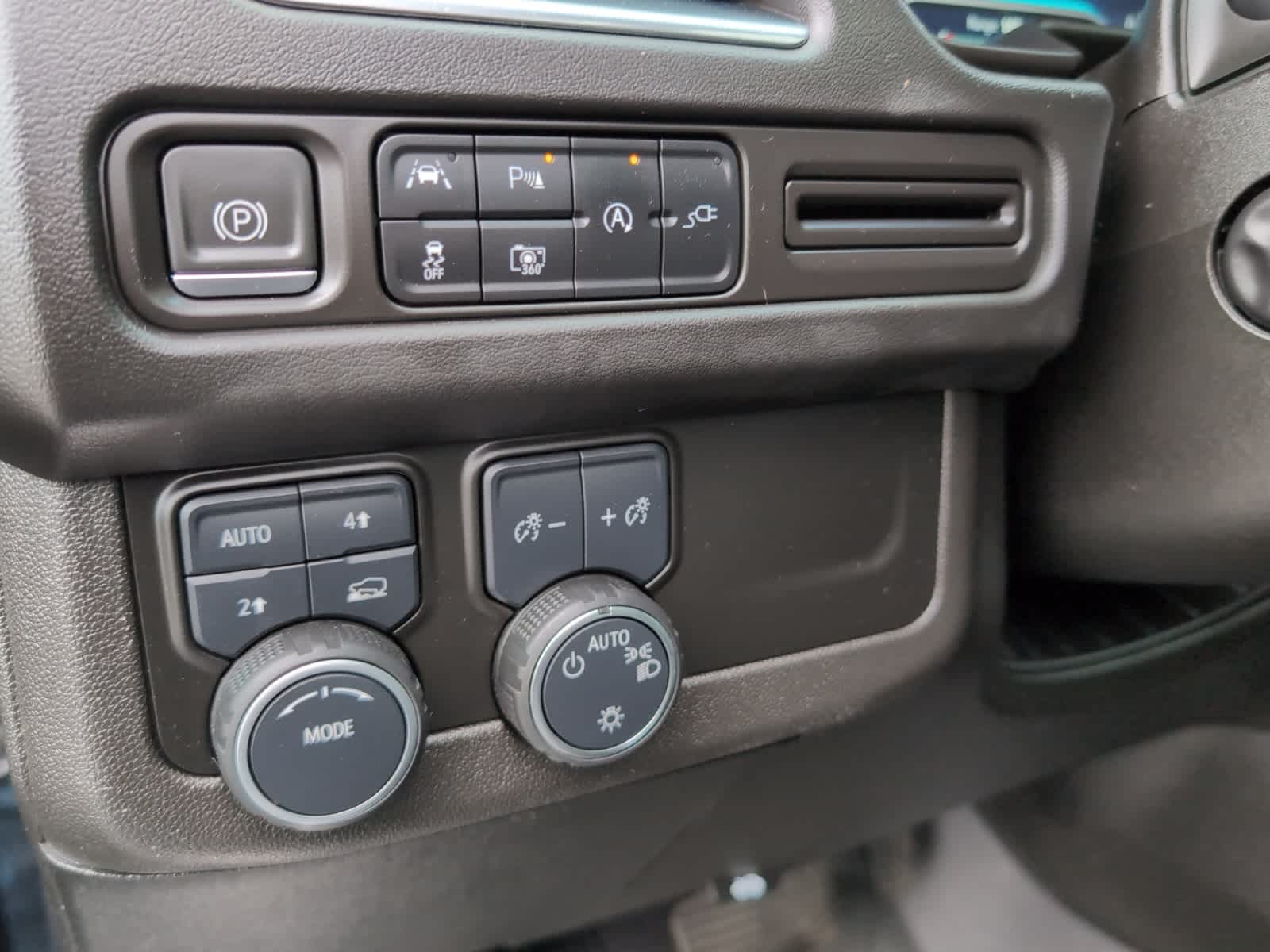 used 2022 Chevrolet Tahoe car, priced at $44,682