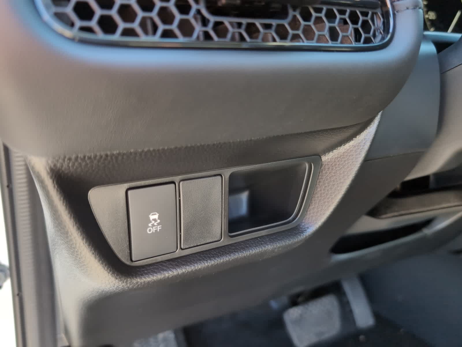 new 2026 Honda HR-V car, priced at $28,405