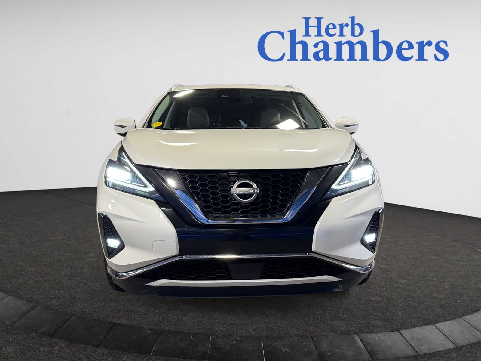 2023 Nissan Murano Platinum photo 2