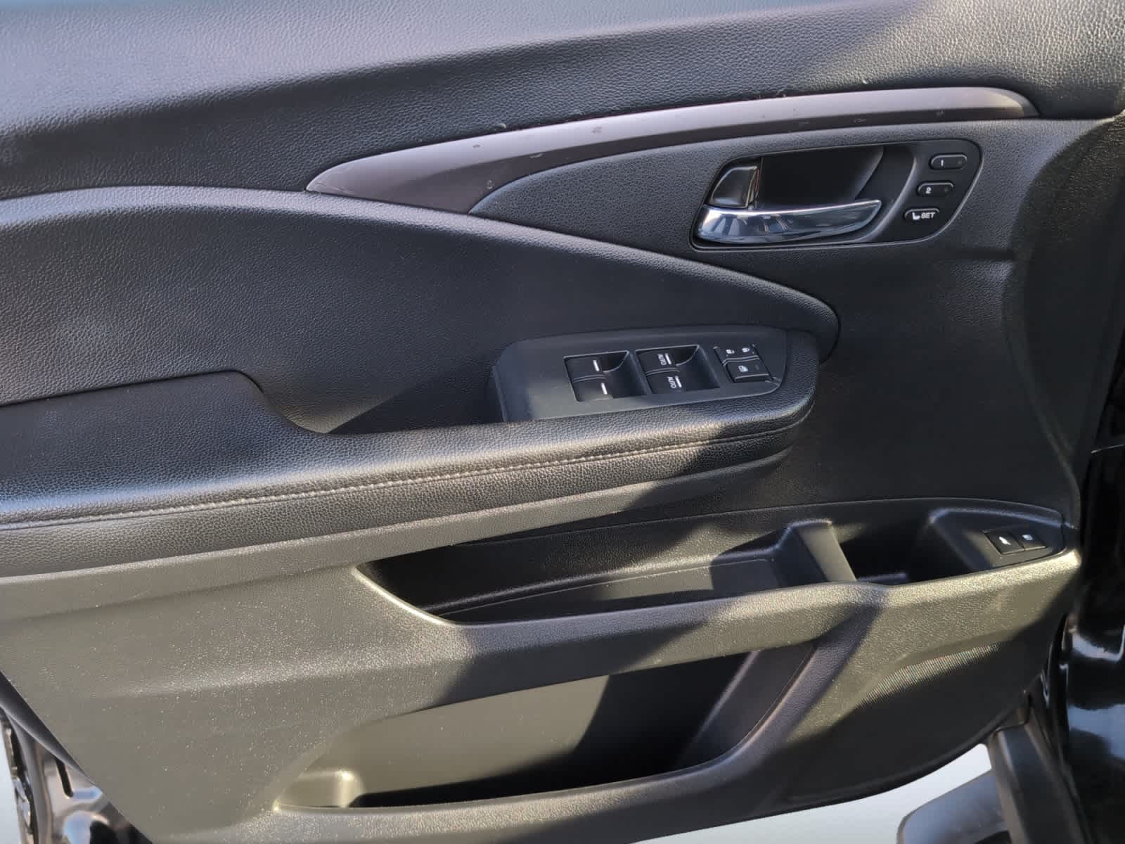 used 2021 Honda Pilot car, priced at $24,498