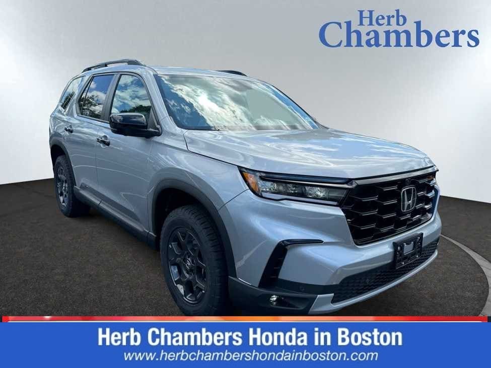 2025 Honda Pilot TrailSport's photo