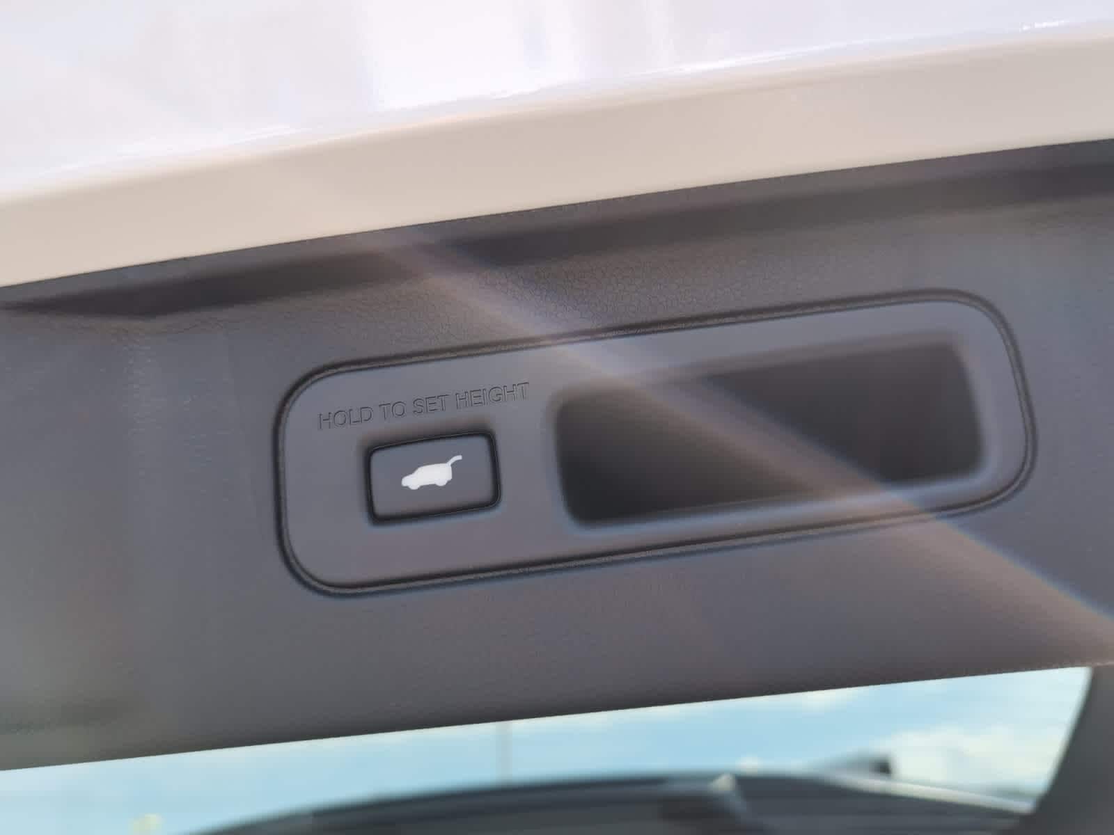 new 2025 Honda Pilot car, priced at $47,550