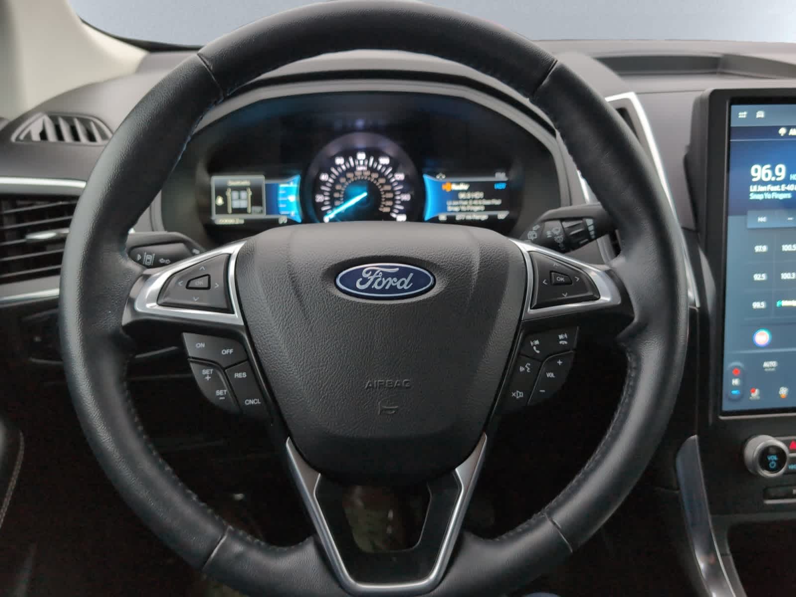 used 2024 Ford Edge car, priced at $23,898