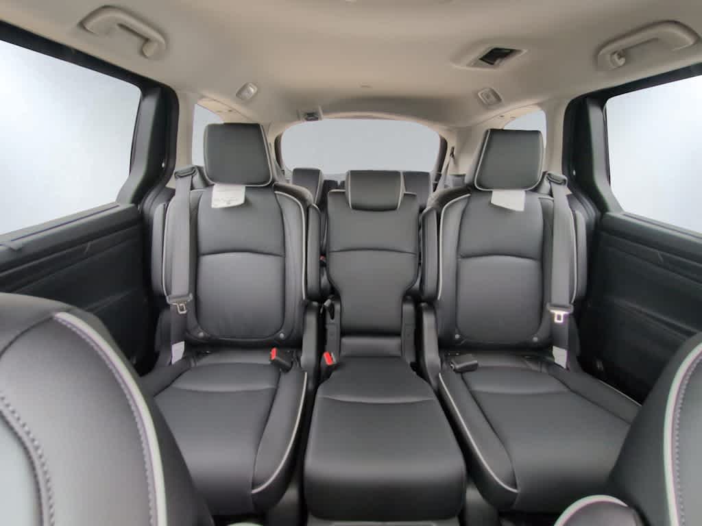 new 2026 Honda Odyssey car, priced at $48,990