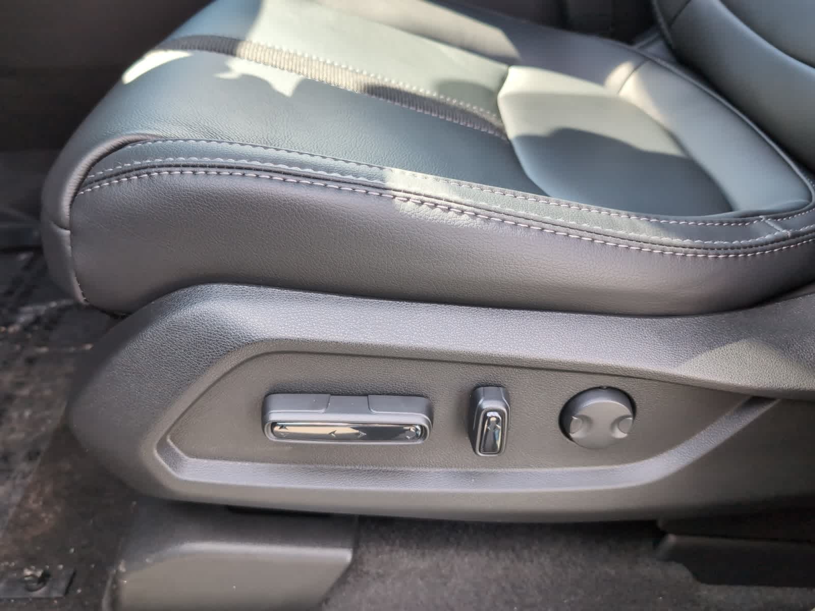 new 2025 Honda Pilot car, priced at $53,450