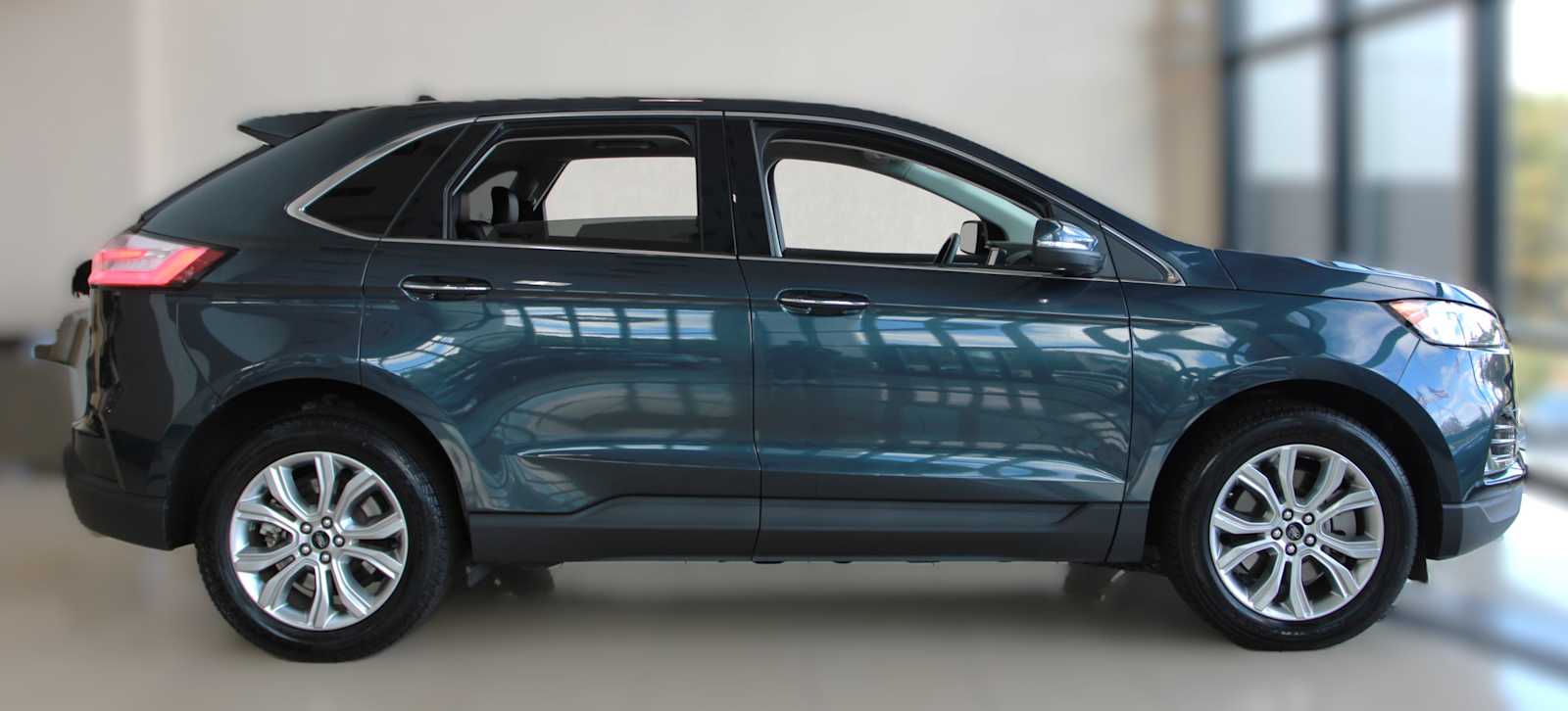 used 2024 Ford Edge car, priced at $23,998