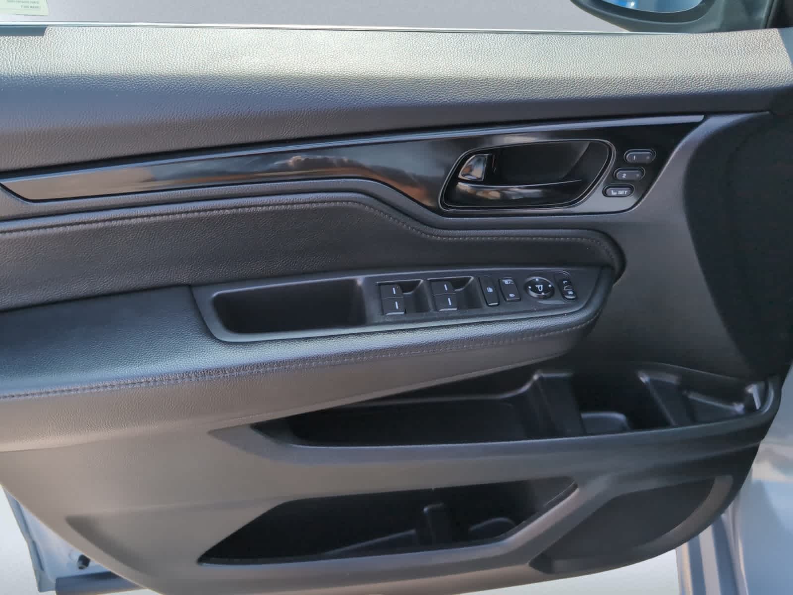 2023 Honda Odyssey Touring - Photo 15