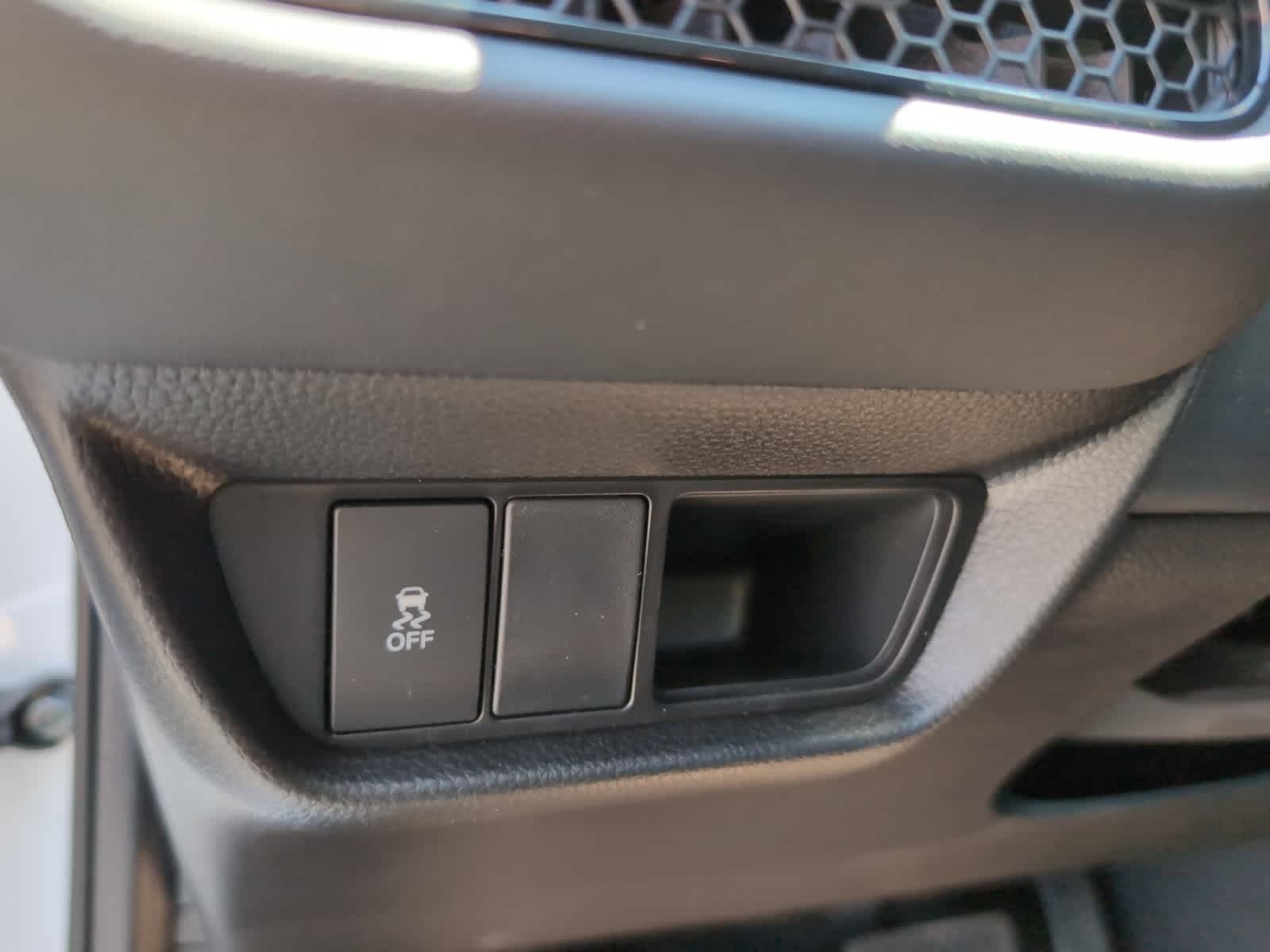 new 2027 Honda HR-V car, priced at $28,050