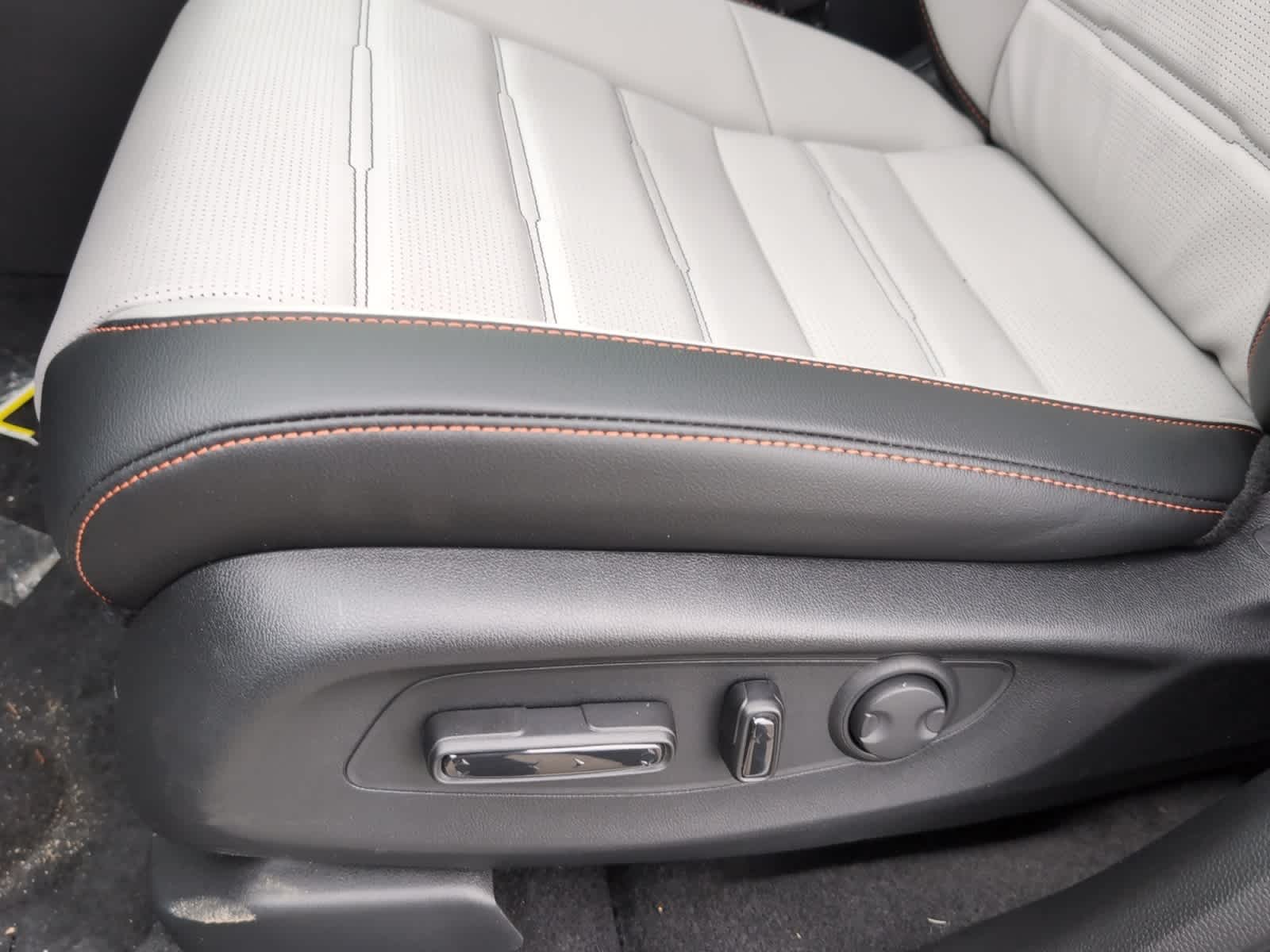 new 2026 Honda CR-V Hybrid car, priced at $44,455