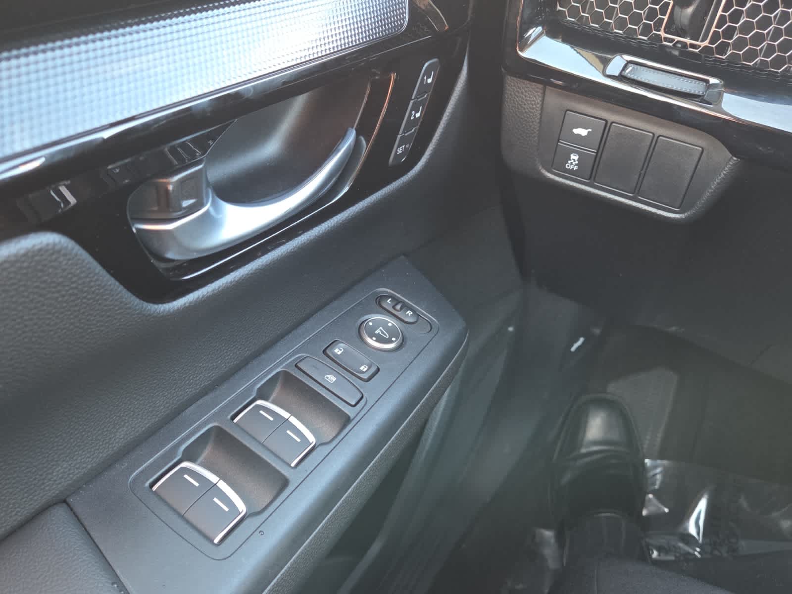 used 2024 Honda CR-V car, priced at $34,698