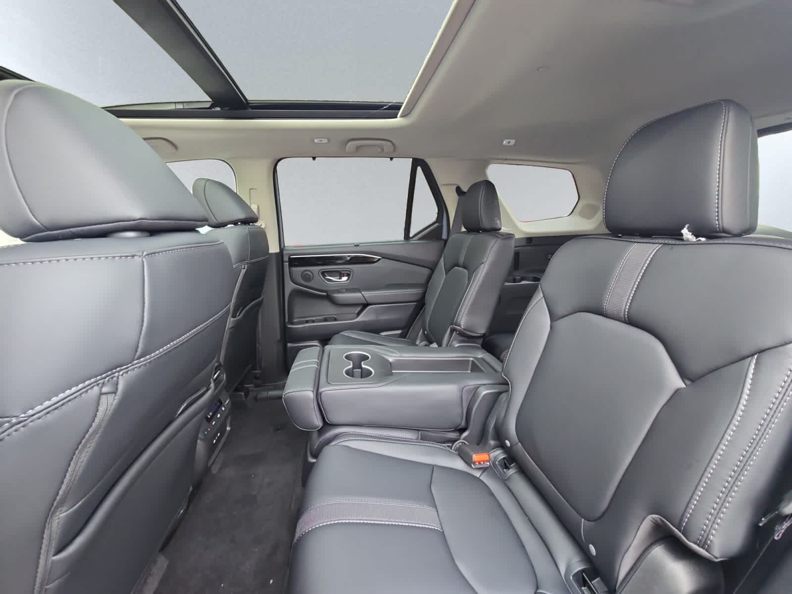 new 2025 Honda Pilot car