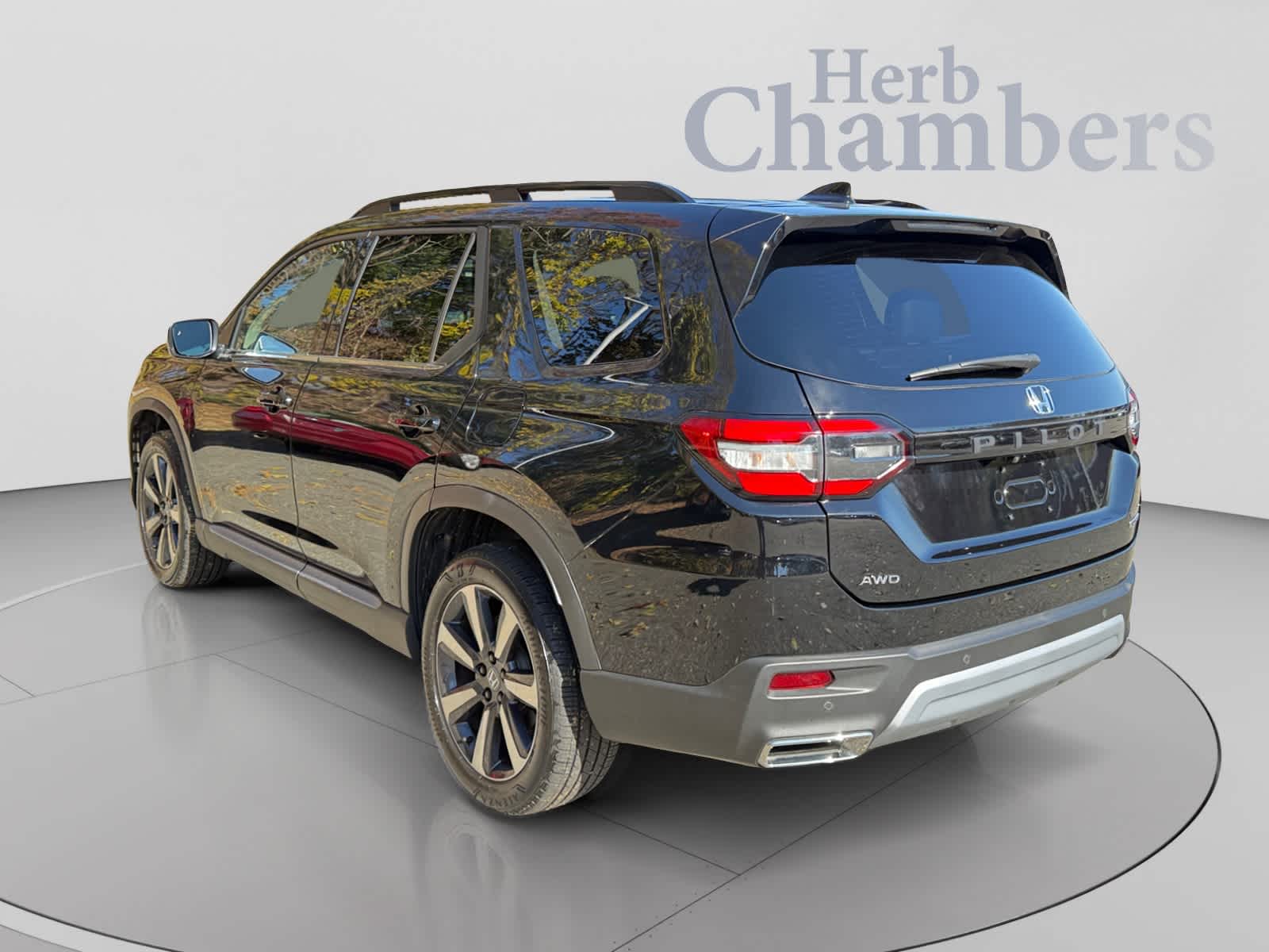Certified 2024 Honda Pilot Touring SUV
