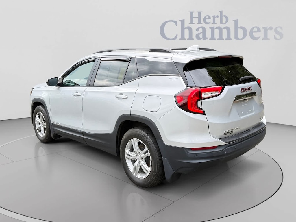 Used 2022 GMC Terrain SLE SUV