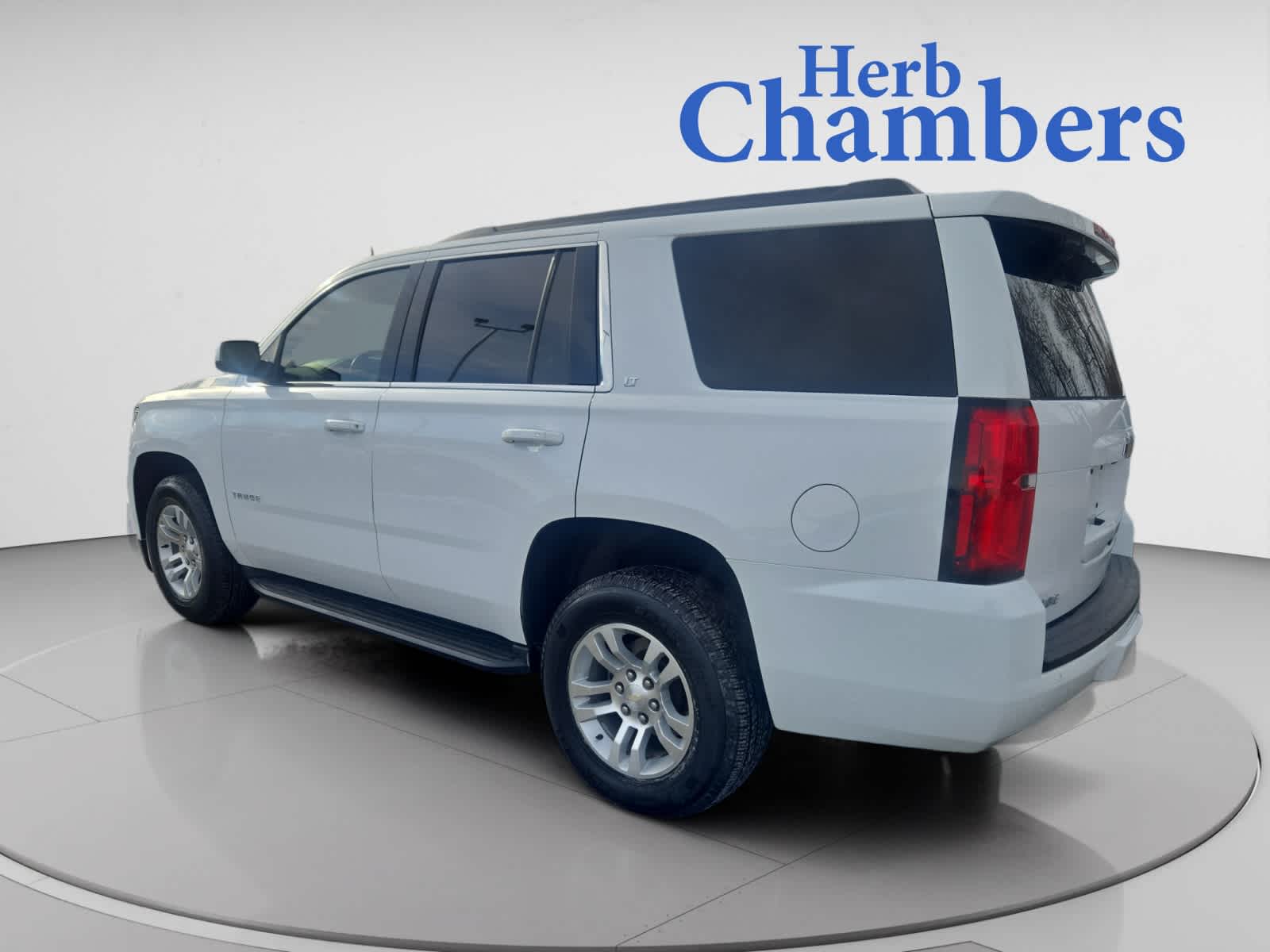 2020 Chevrolet Tahoe LT photo 3