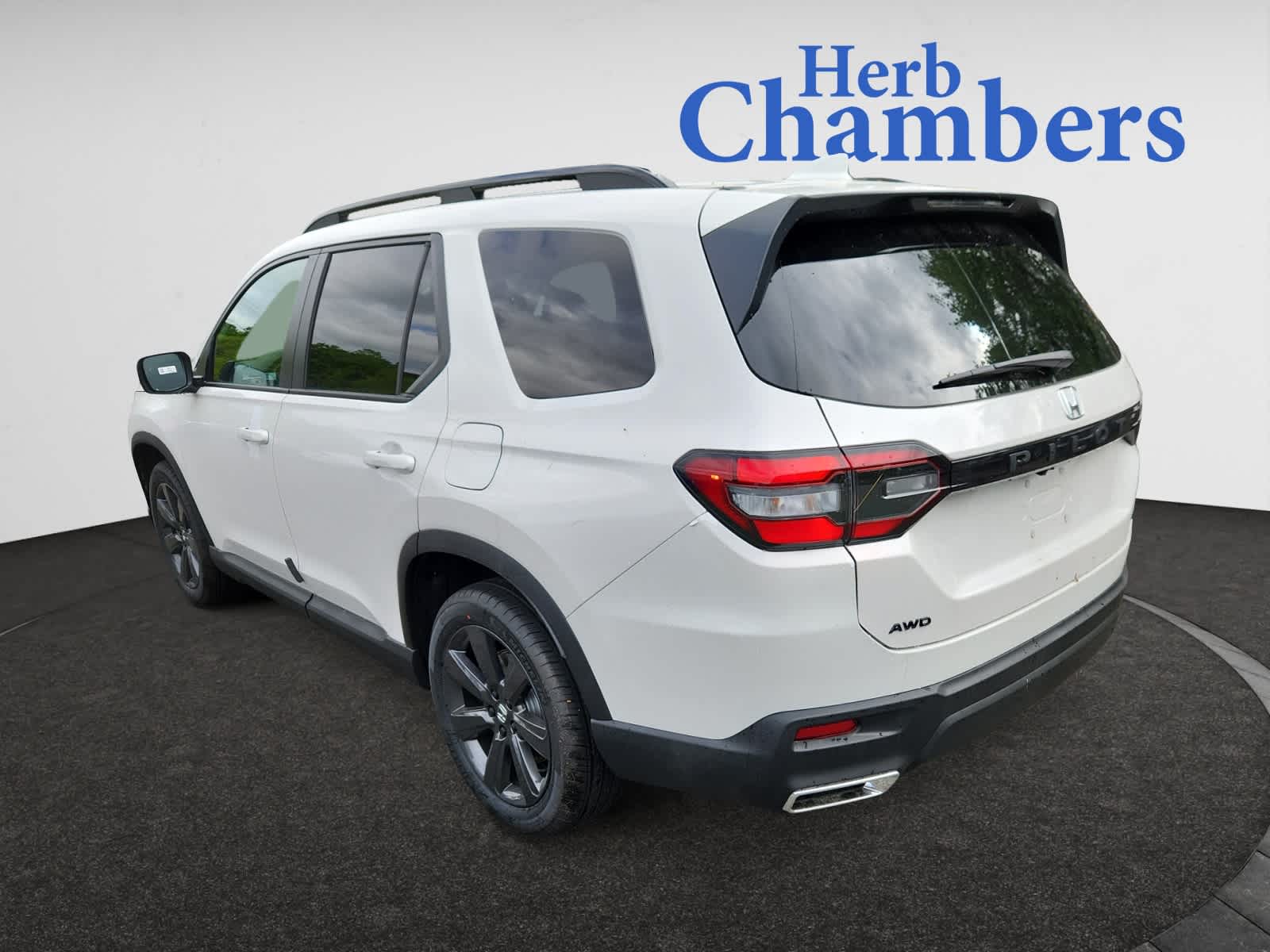 2025 Honda Pilot Sport photo 3