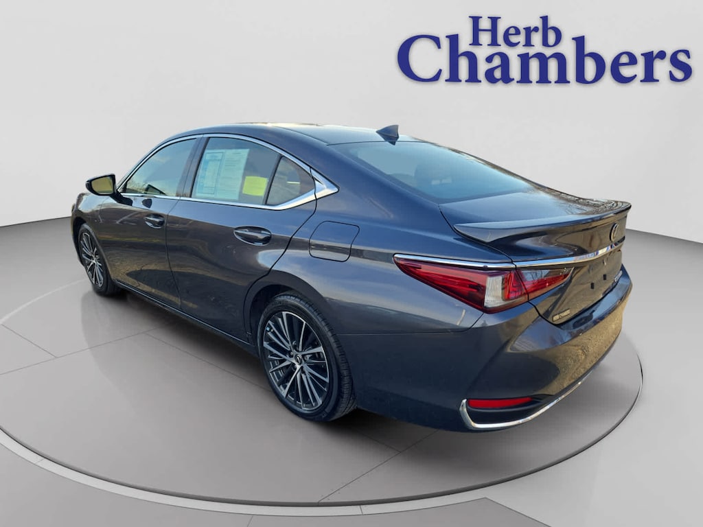 Used 2023 Lexus ES 300h Sedan