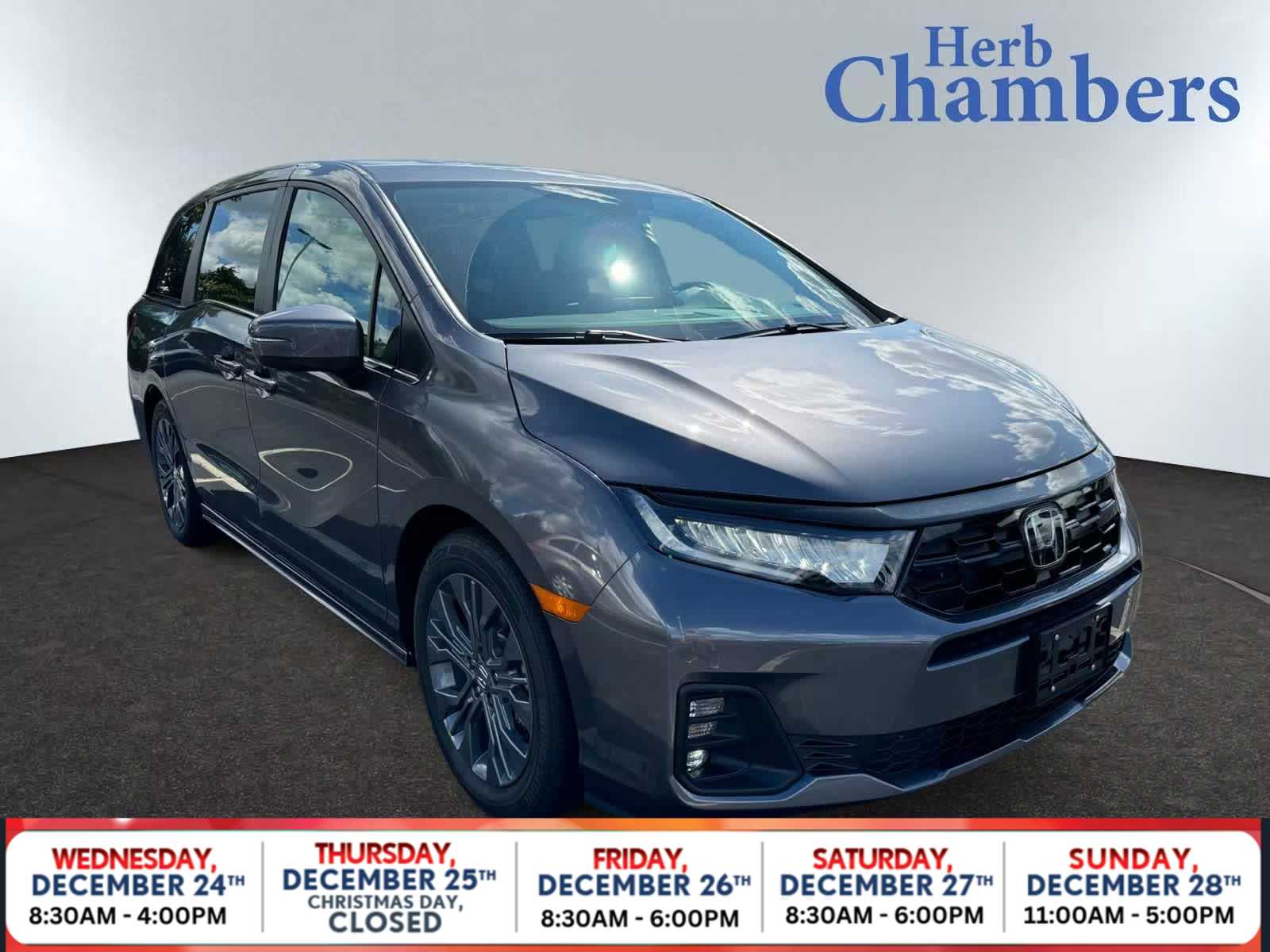 2026 Honda Odyssey Touring's photo