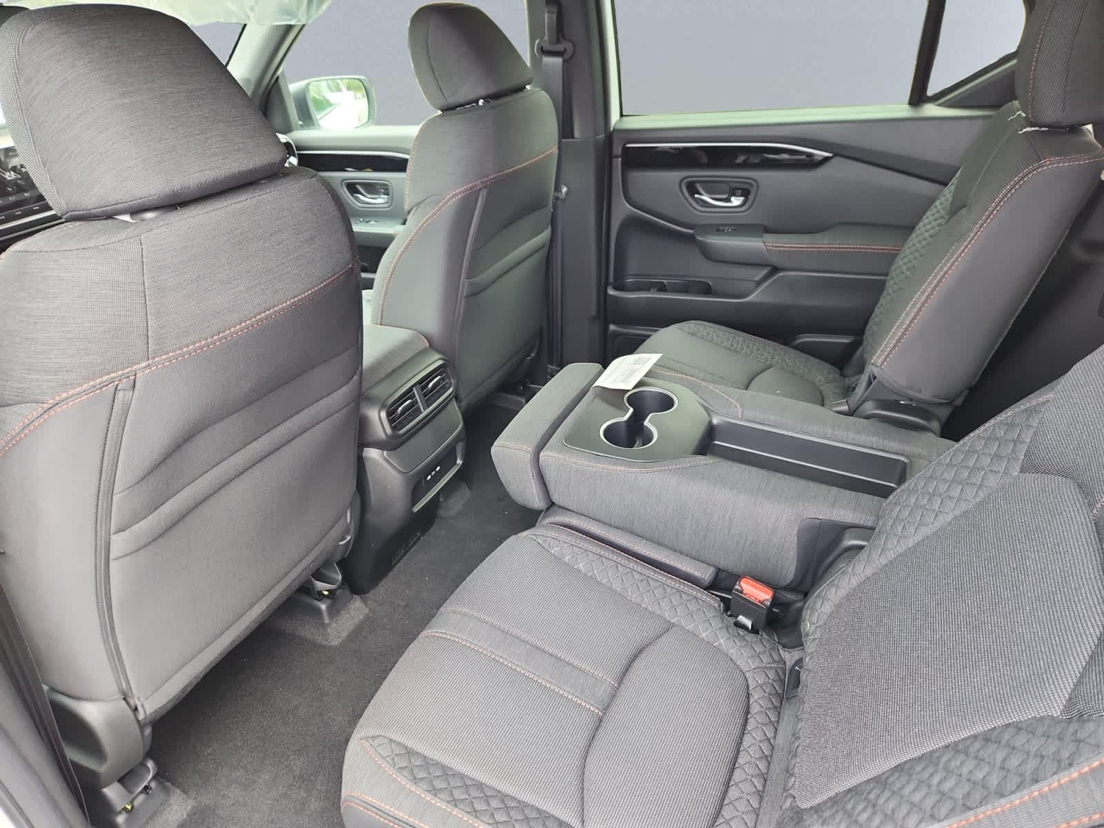 new 2025 Honda Pilot car