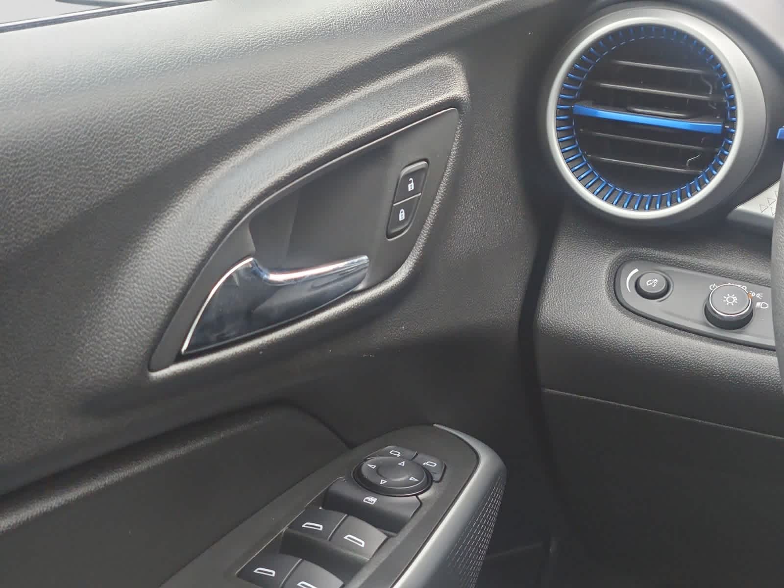 used 2025 Chevrolet Trax car, priced at $20,798