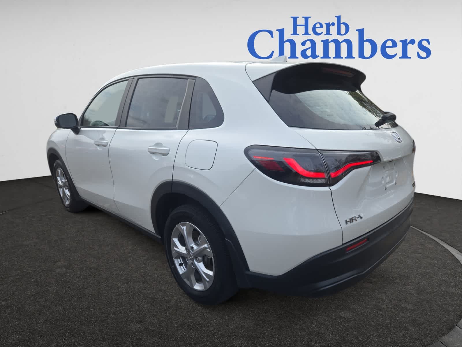 2023 Honda HR-V LX 2WD photo 3