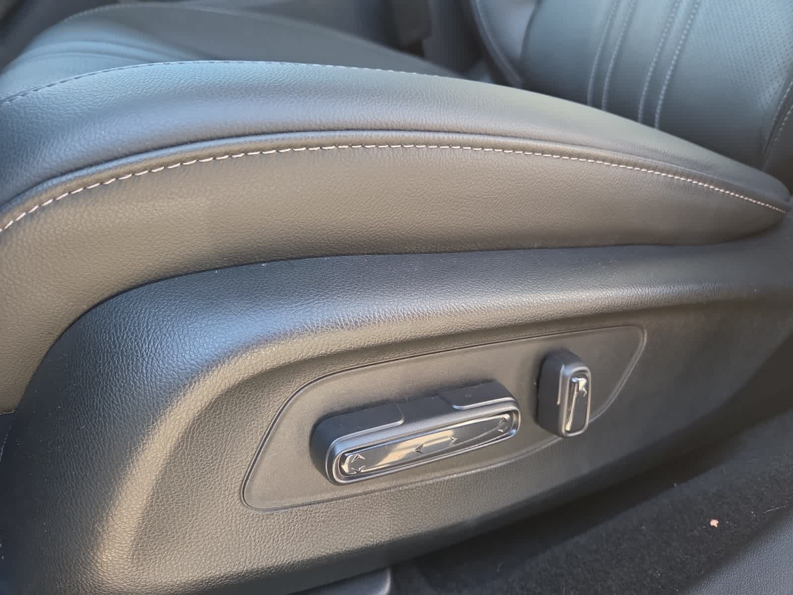 used 2024 Honda HR-V car, priced at $28,998