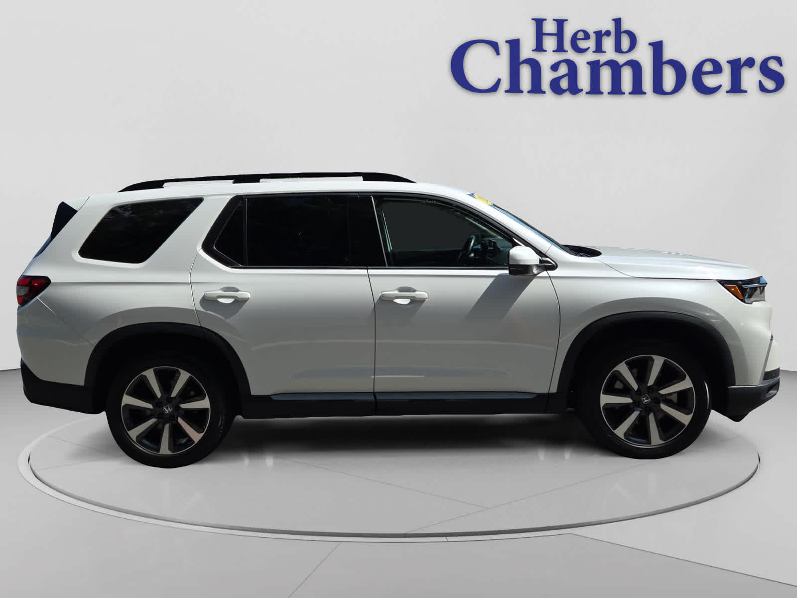 used 2023 Honda Pilot car, priced at $40,498