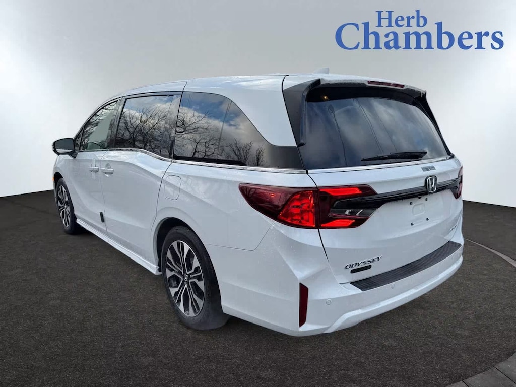 New 2027 Honda Odyssey Elite Van Passenger Van