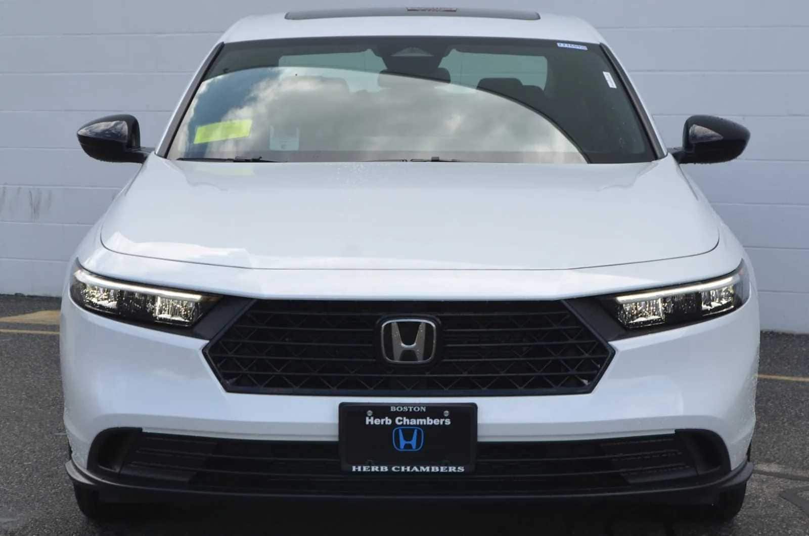 new 2025 Honda Accord Hybrid car