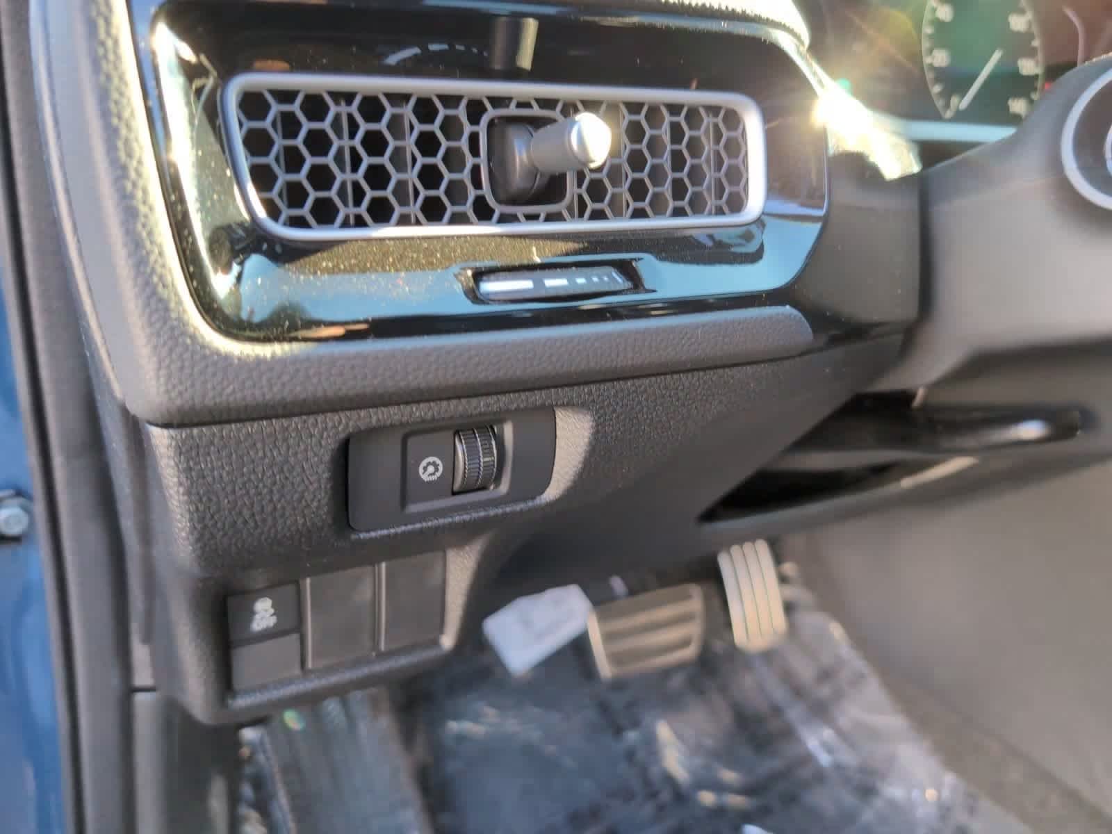 new 2026 Honda Civic Hybrid car