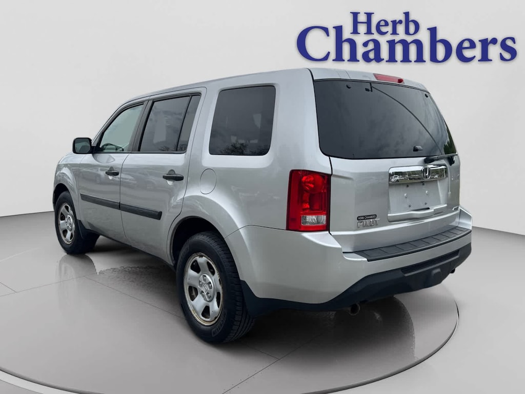 Used 2013 Honda Pilot LX 4WD SUV