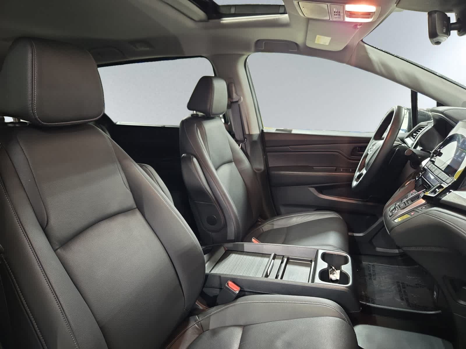 used 2023 Honda Odyssey car, priced at $32,498