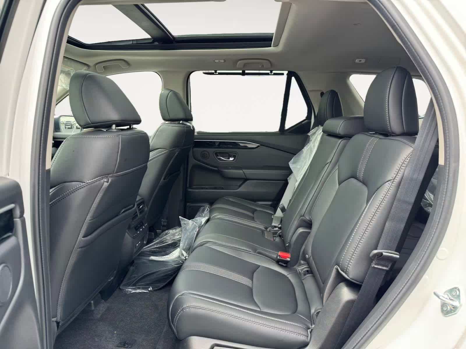 new 2025 Honda Pilot car