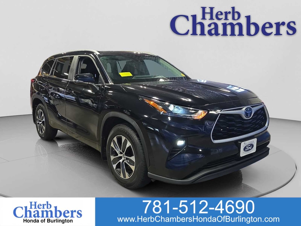 Used 2024 Toyota Highlander XLE SUV