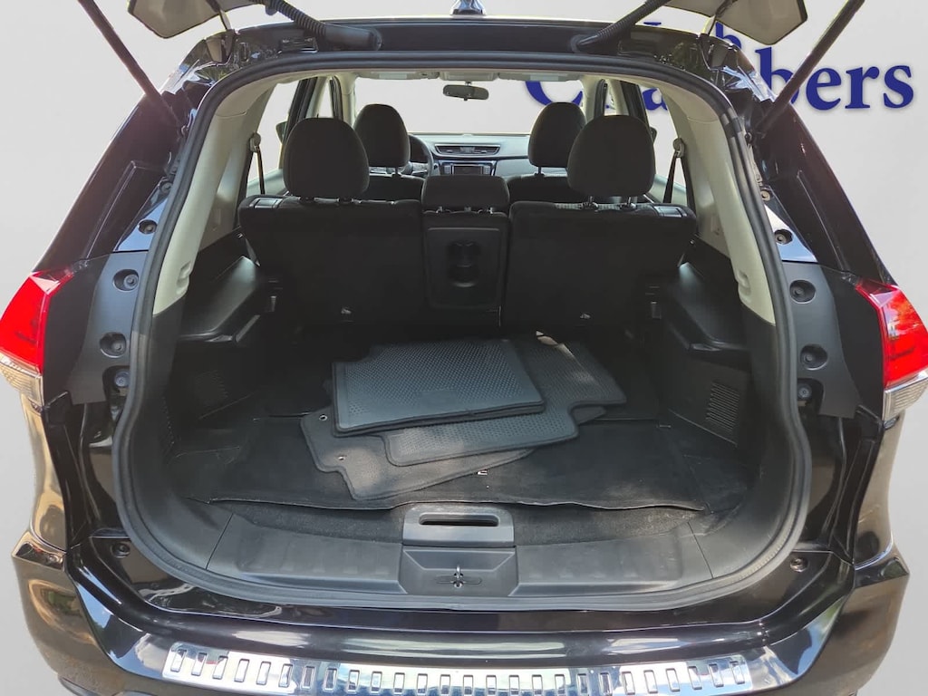 Used 2018 Nissan Rogue S SUV