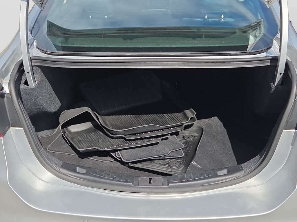 Used 2018 Ford Fusion SE Sedan