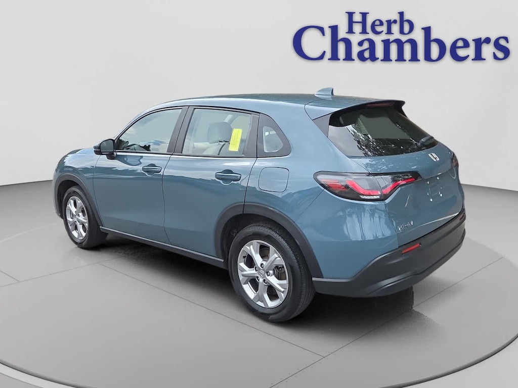 Certified 2025 Honda HR-V LX SUV