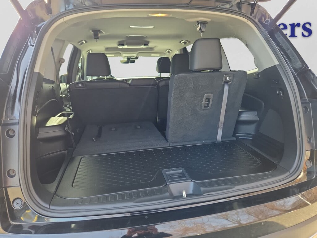 Certified 2020 Honda Pilot Touring 8 Passenger AWD SUV