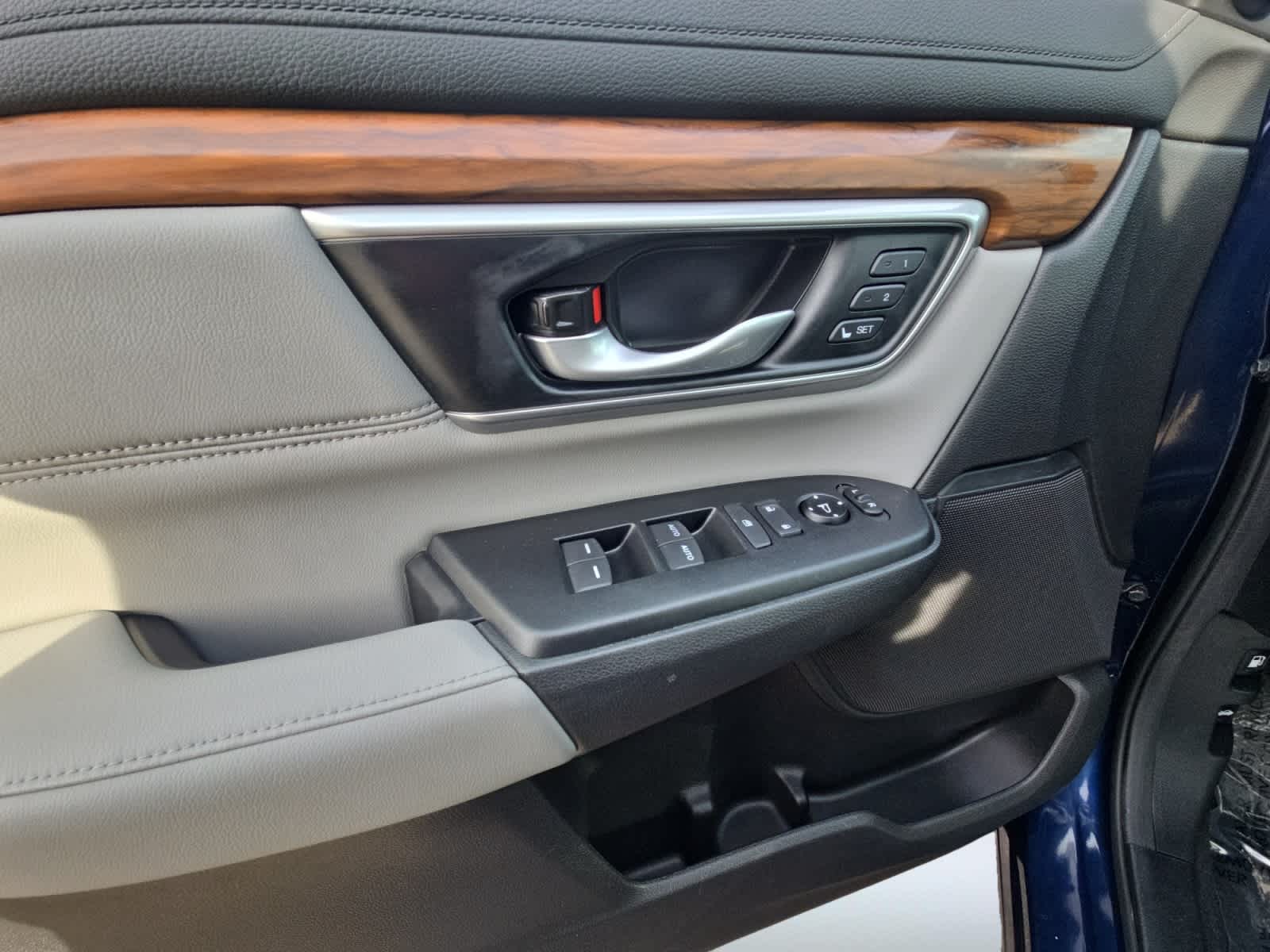 used 2021 Honda CR-V Hybrid car, priced at $28,498