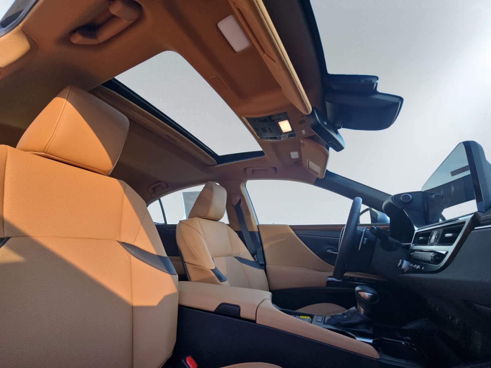 used 2023 Lexus ES 300h car, priced at $37,498