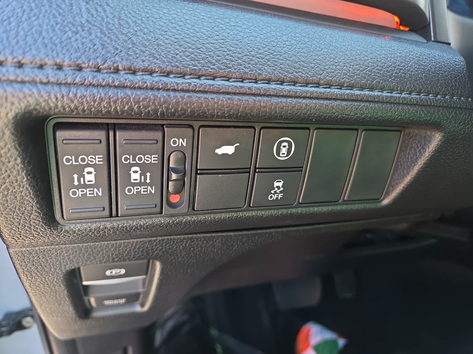 used 2023 Honda Odyssey car, priced at $38,998