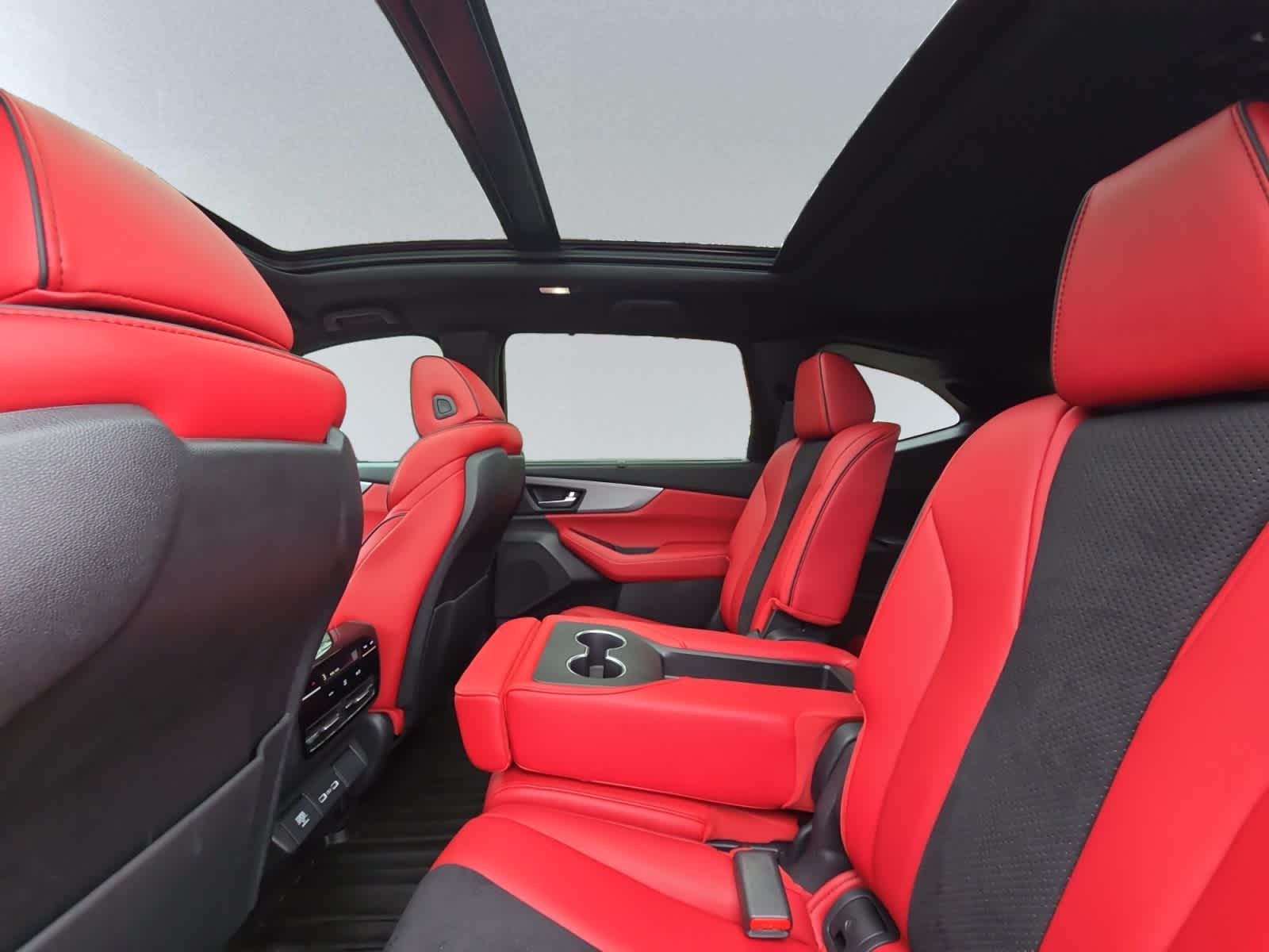 used 2023 Acura MDX car, priced at $39,998