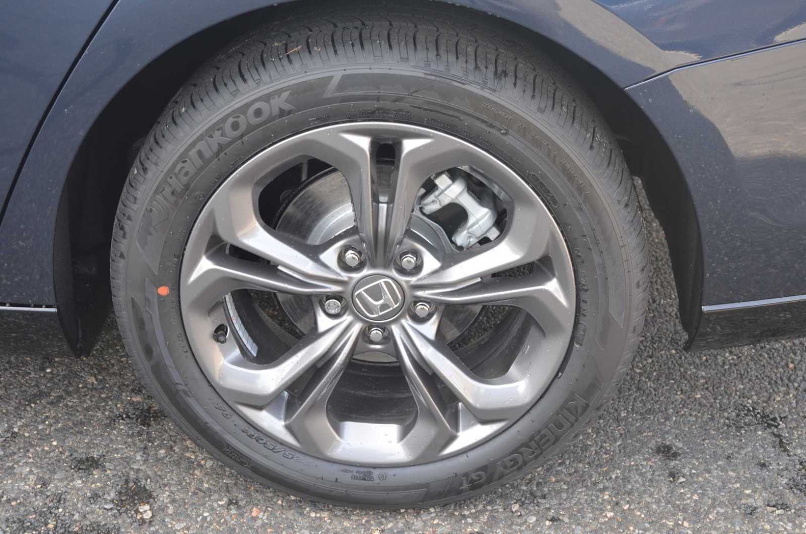 2025 Honda Accord Hybrid EX-L photo 4