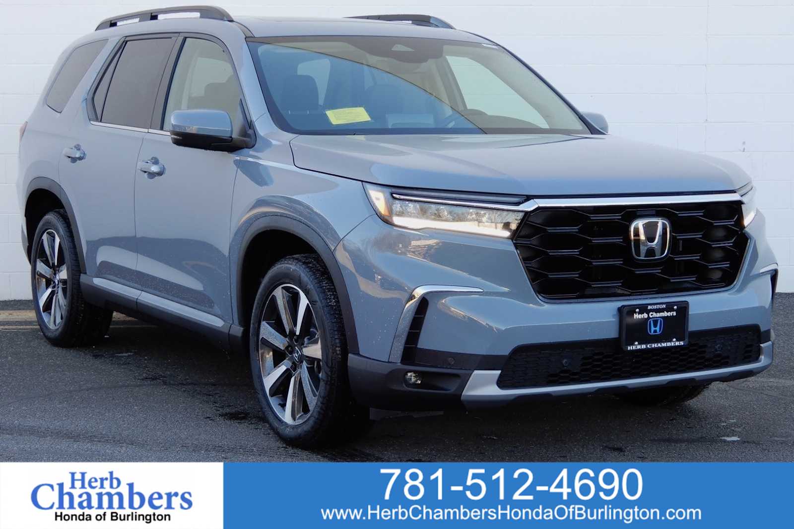 2025 Honda Pilot Touring's photo